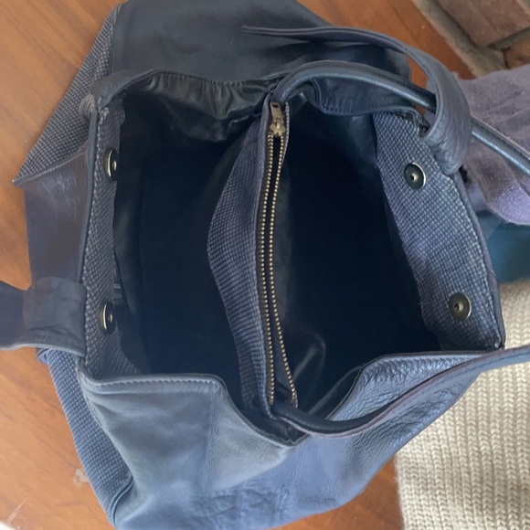 Vintage 1980’s blue leather bag made in France - Picture 4 of 6